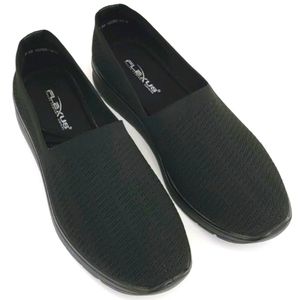 NWOT. Flexus by Spring Step. Sz. 39/8.5